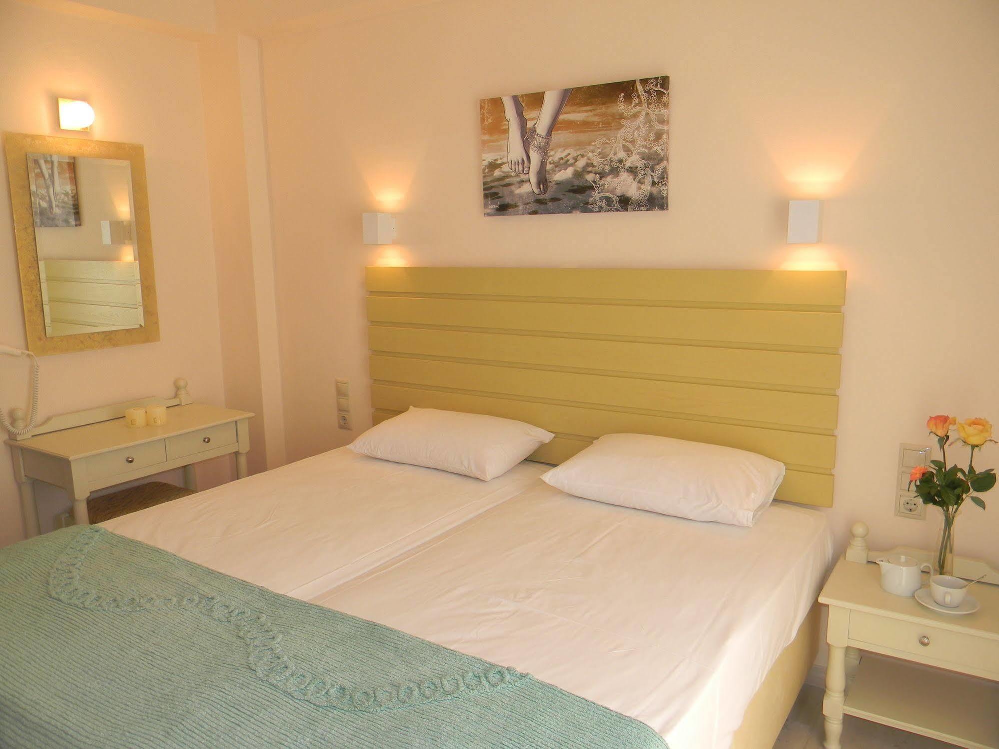 Margo Studios Naxos City ภายนอก รูปภาพ